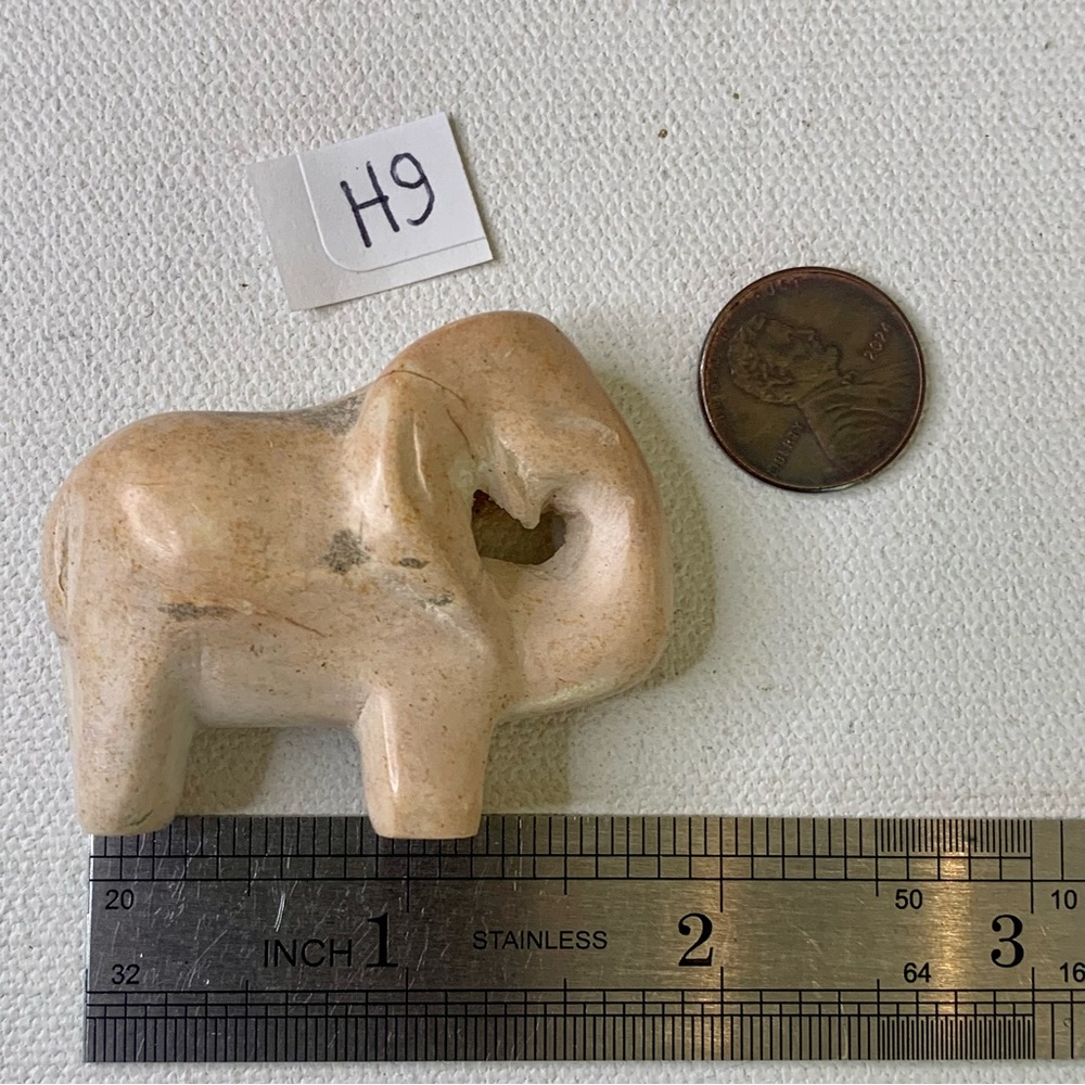 Pink Soapstone Elephant Figurine Hand Carved Zoo Safari Animal Pet Carving 2” - Picture 7 of 9